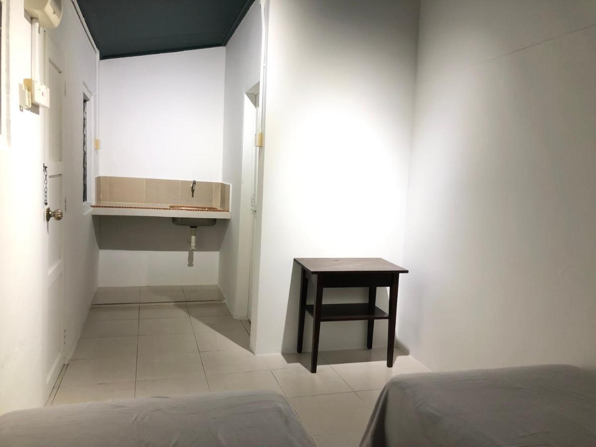 Rumah Tepi Istana クアラ・トレンガヌ エクステリア 写真