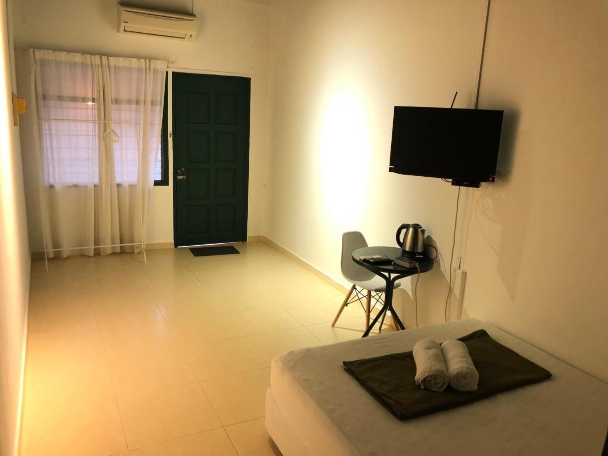 Rumah Tepi Istana クアラ・トレンガヌ エクステリア 写真