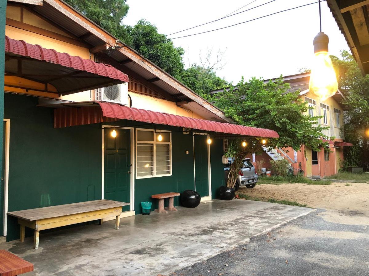 Rumah Tepi Istana クアラ・トレンガヌ エクステリア 写真